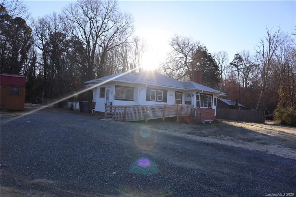 2527 Toddville Road Charlotte, NC 28214 - Photo 3 of 38