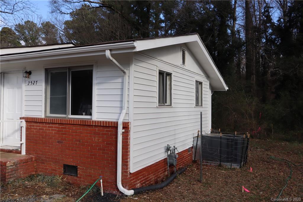 2527 Toddville Road Charlotte, NC 28214 - Photo 23 of 38