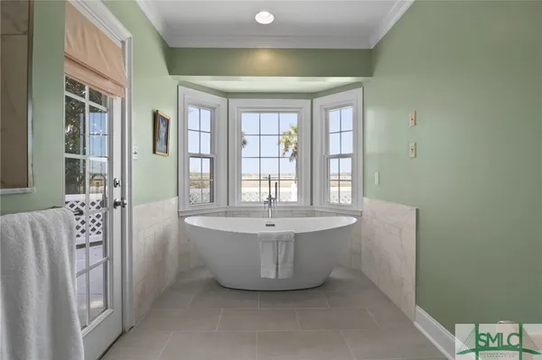$1,695,000 | 11 North Marsh Road, Savannah, GA 31410