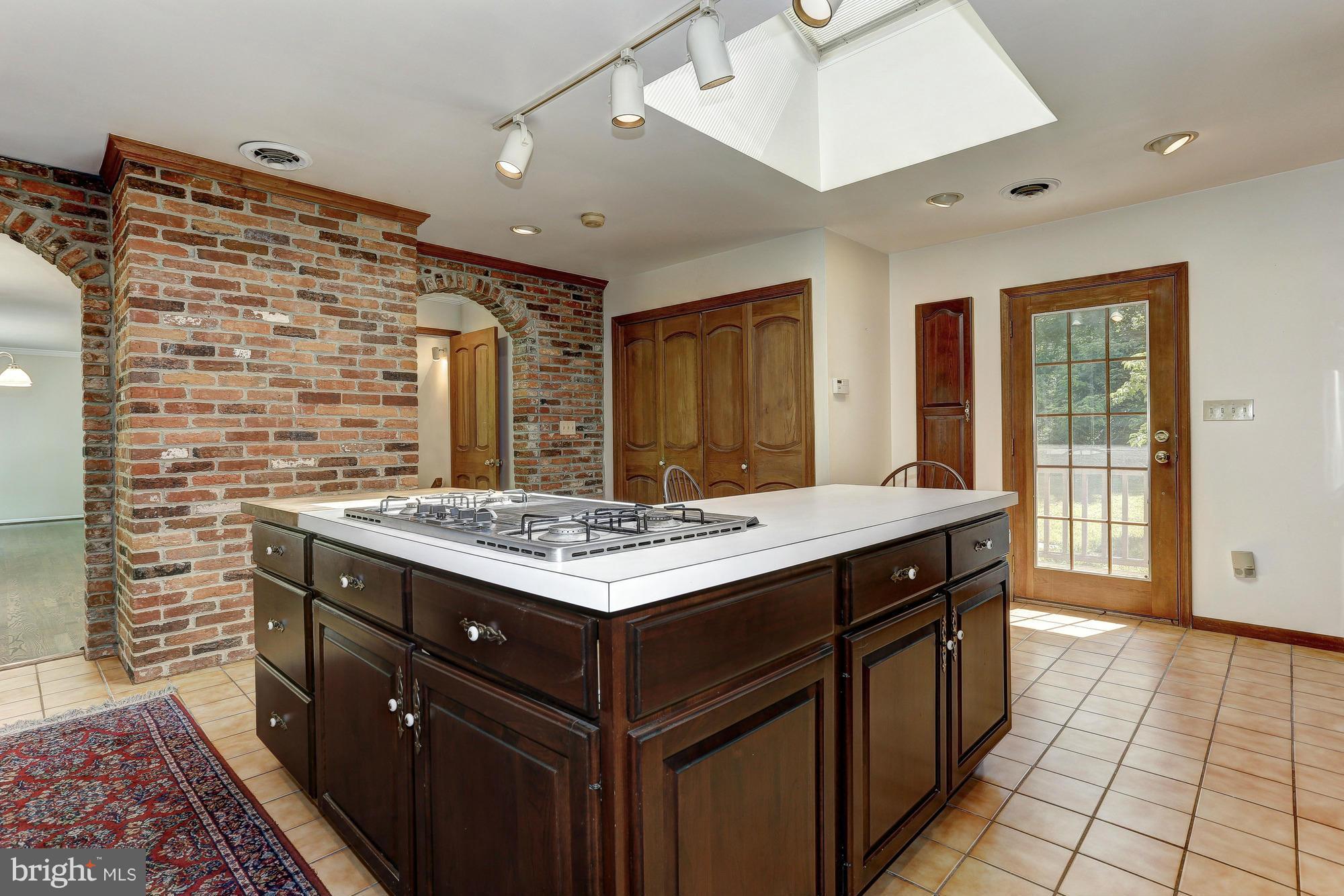 13545 Highland Road Clarksville, MD 21029 - Photo 11 of 30 Gourmet Kitchen w/Skylight