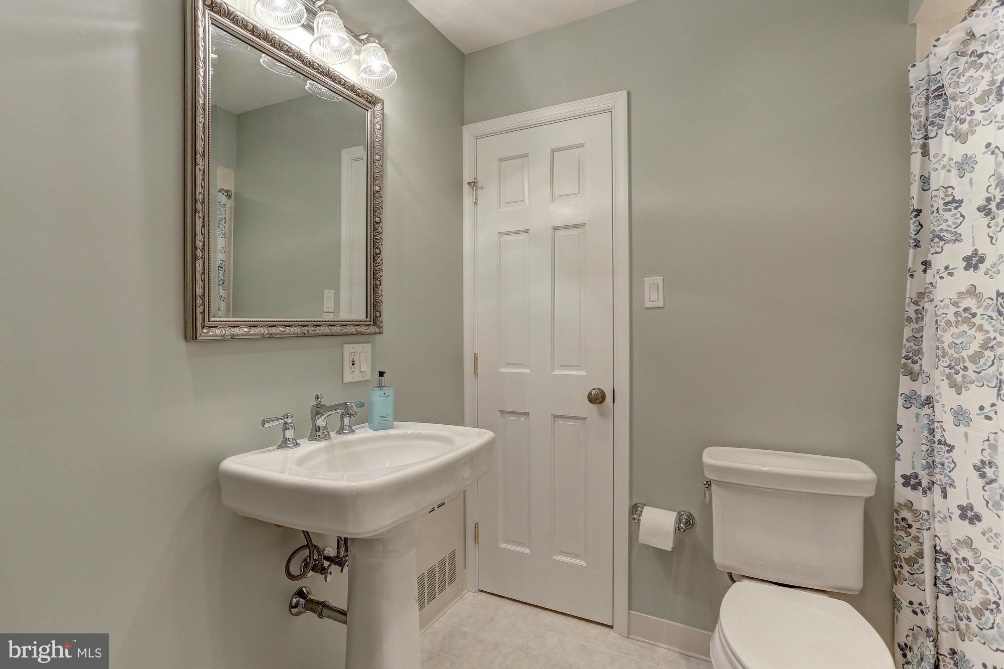 13545 Highland Road Clarksville, MD 21029 - Photo 18 of 30 Bath (Full)