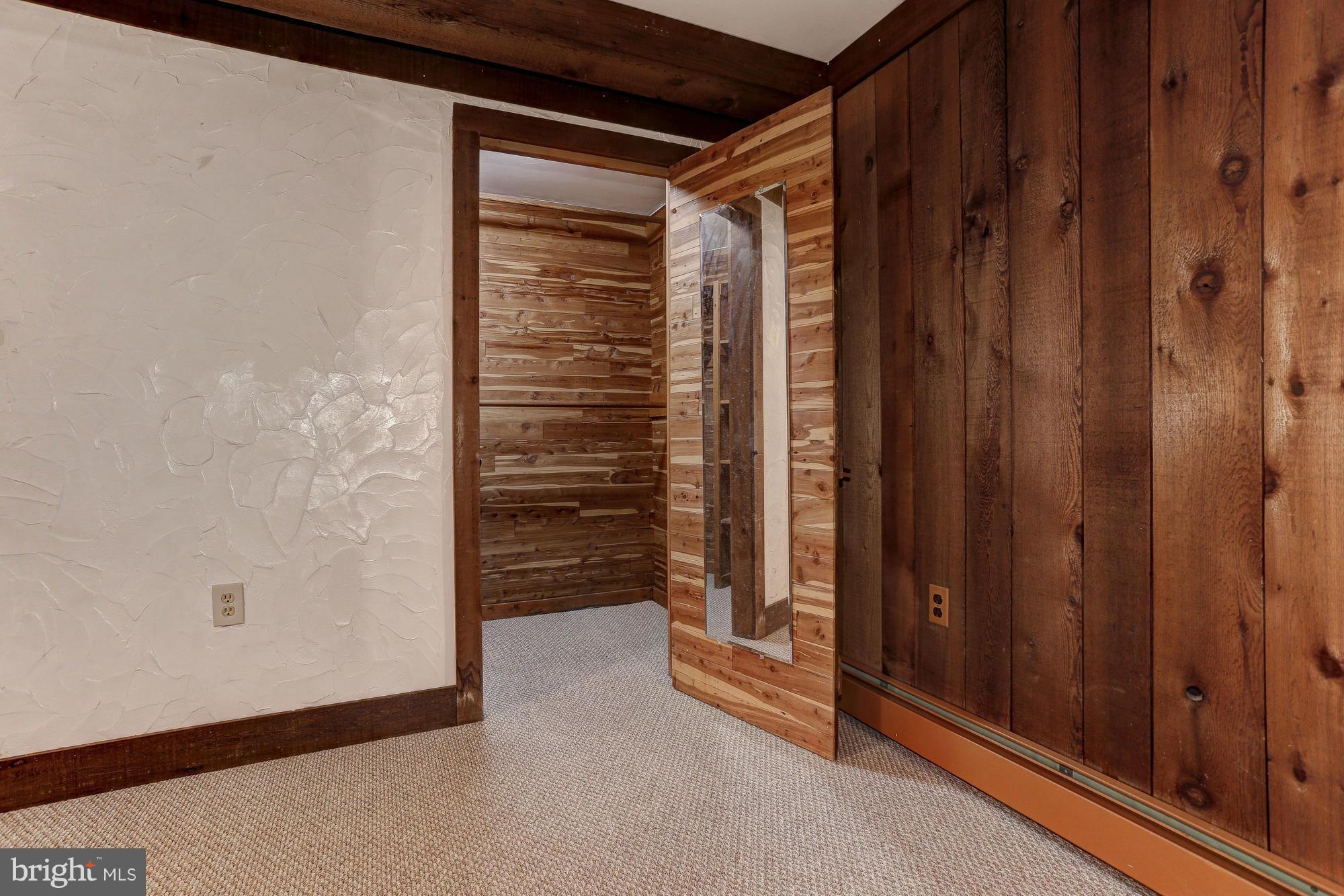 13545 Highland Road Clarksville, MD 21029 - Photo 20 of 30 Cedar Closet