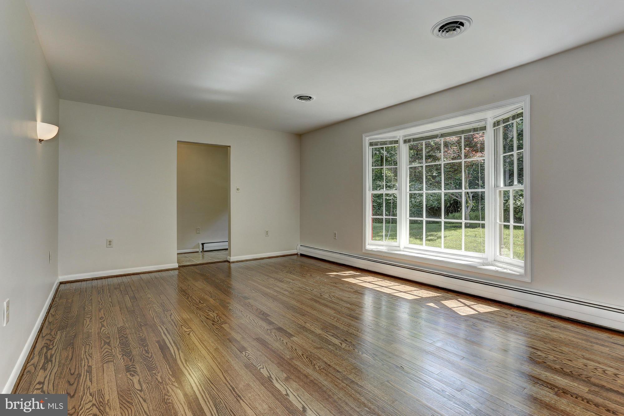 13545 Highland Road Clarksville, MD 21029 - Photo 3 of 30 Formal Living Room