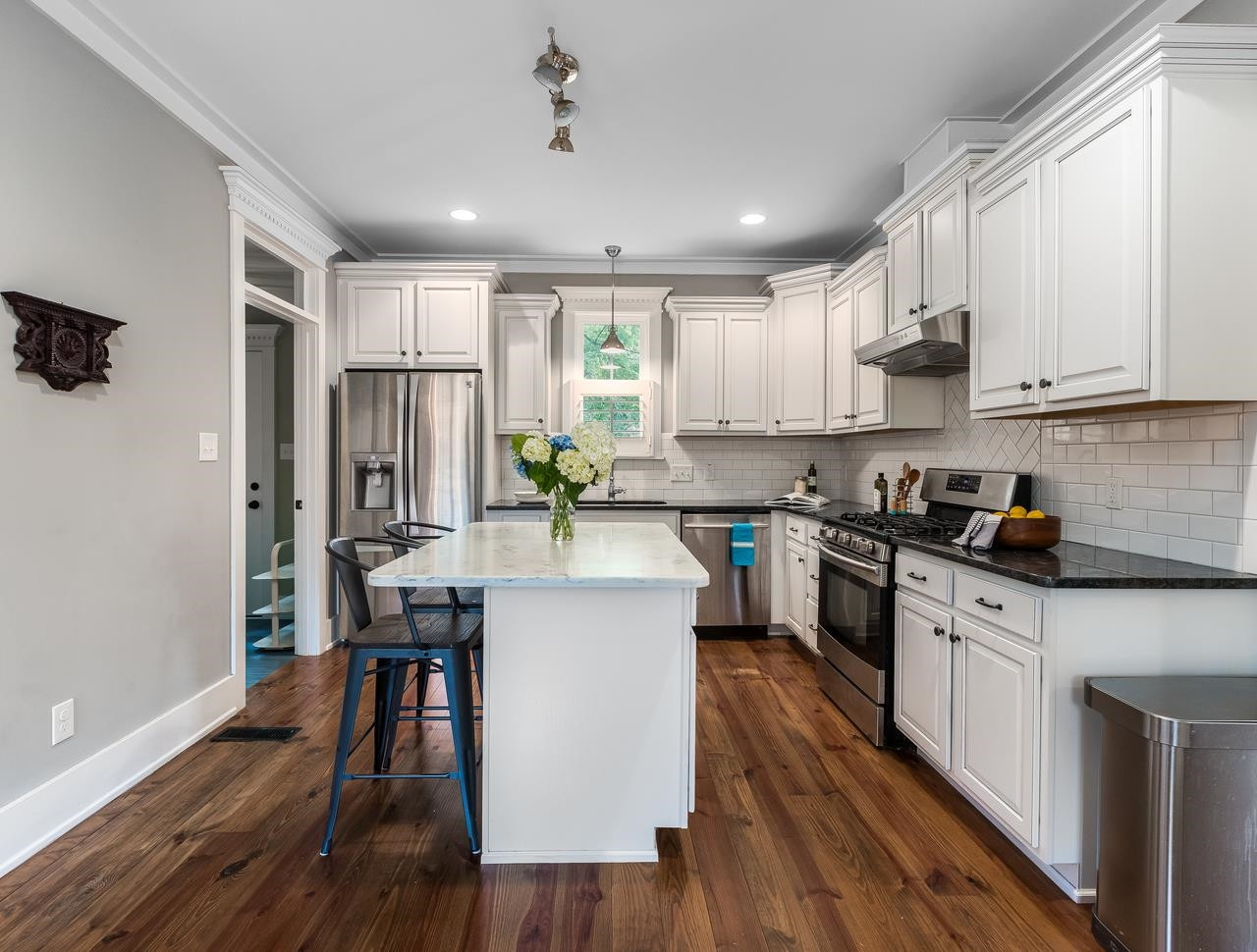 1124 North Blount Street Raleigh, NC 27604 - Photo 6 of 23 Photo 6