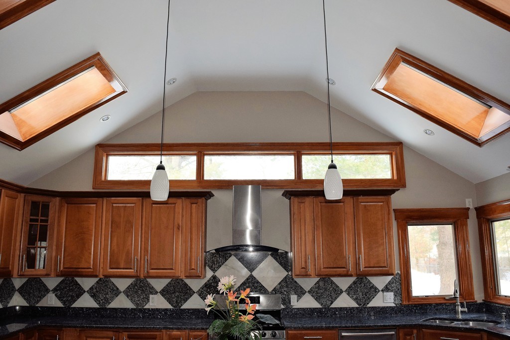 5 Elmwood Road Canton, MA 02021 - Photo 3 of 28 Gallery Image 3