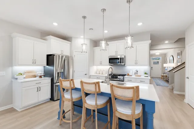 $580,505 | 401 James Parkway, Elko New Market, MN 55054