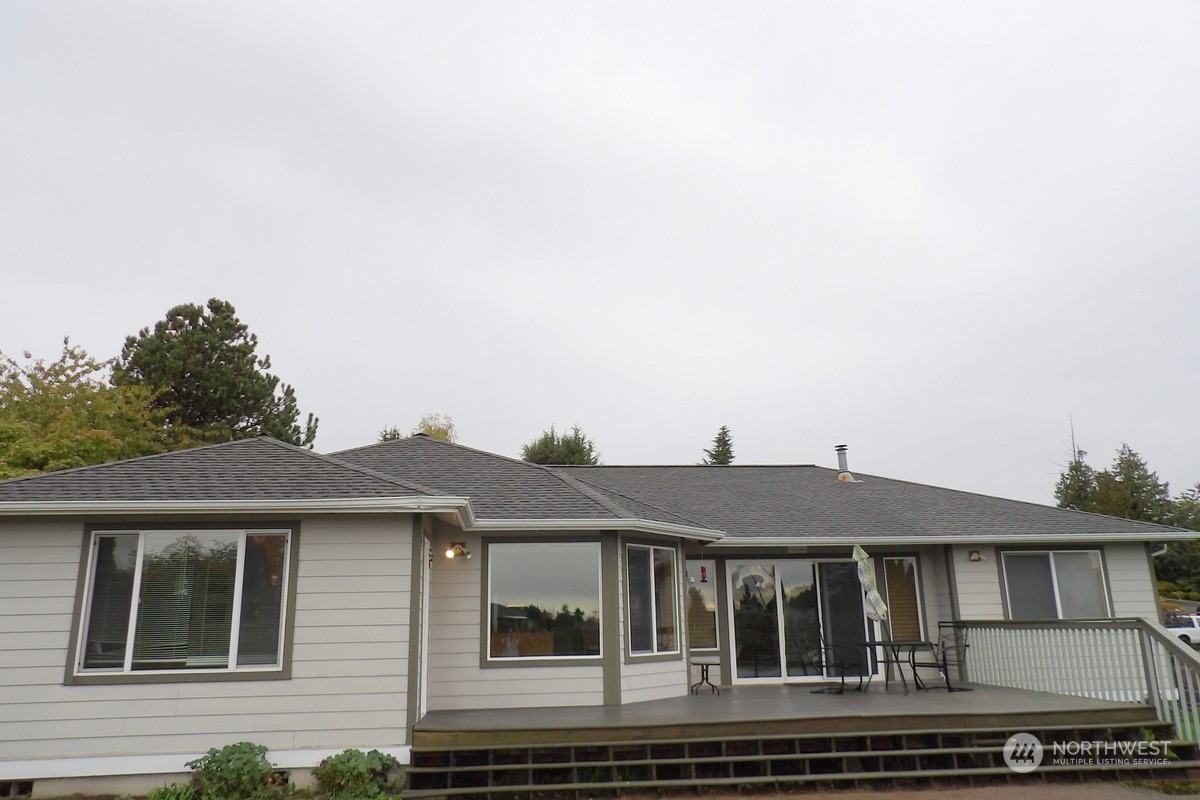 8212 Chehalis Road Blaine, WA 98230 - Photo 2 of 23 Gallery Image 2