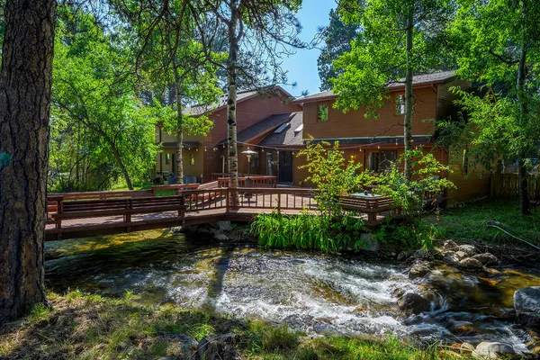 $574,500 | 28 Rosebud Lane, Story, WY 82842