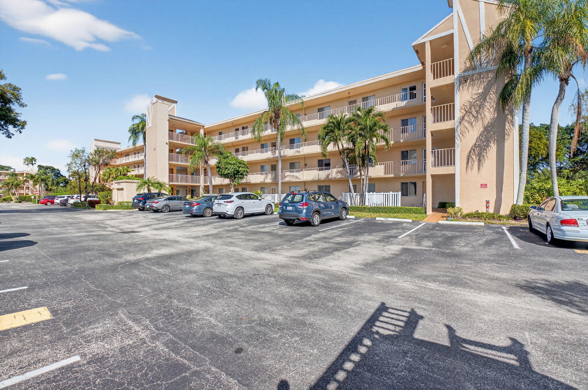 6935 Huntington Lane, Unit 207 Delray Beach, FL 33446 - Photo 4 of 88 FRONT ELEVATION