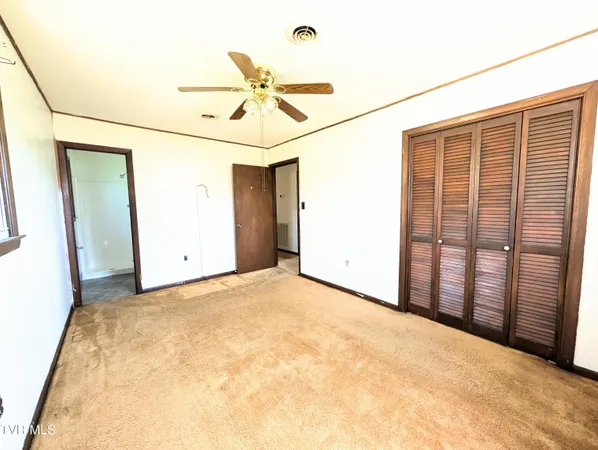 $300,000 | 464 Springfield Drive, Bristol, TN 37620