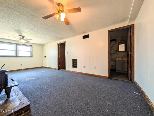 $300,000 | 464 Springfield Drive, Bristol, TN 37620