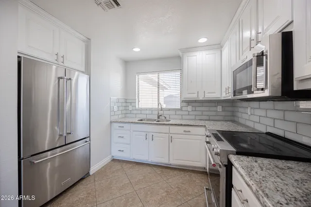 $2,295 | 1676 North La Mora Drive, Goodyear, AZ 85338