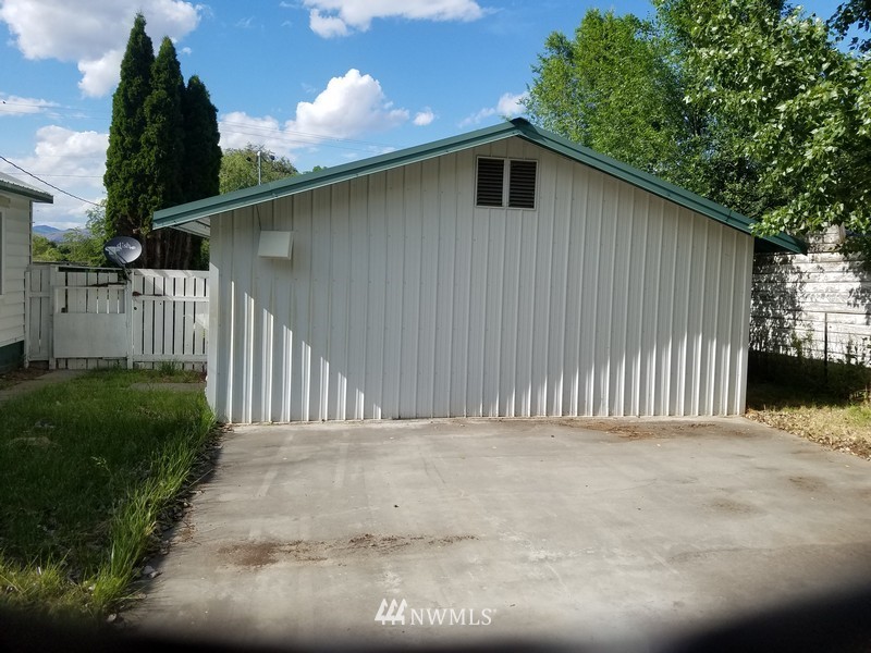 205 North Main Street Riverside, WA 98849 - Photo 8 of 15