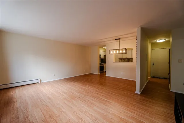 $227,999 | 4623 North Chester Avenue, Unit 110, Chicago, IL 60656