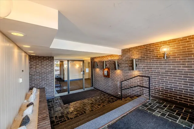 $227,999 | 4623 North Chester Avenue, Unit 110, Chicago, IL 60656