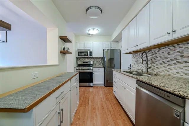 $227,999 | 4623 North Chester Avenue, Unit 110, Chicago, IL 60656