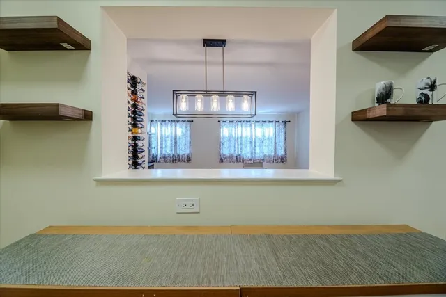 $227,999 | 4623 North Chester Avenue, Unit 110, Chicago, IL 60656