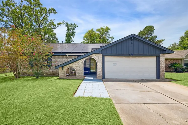 $2,400 | 5359 Little John Lane, Katy, TX 77493