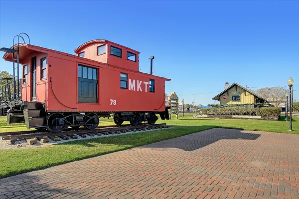 $2,400 | 5359 Little John Lane, Katy, TX 77493