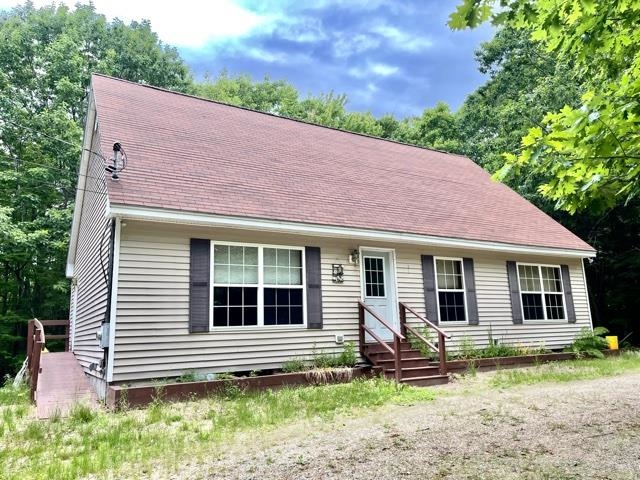 201 Walsh Road Wakefield, NH 03872 - Photo 1 of 36 Gallery Image 1