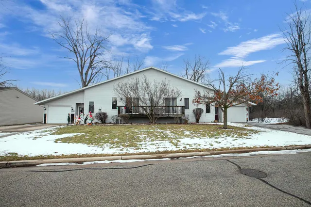 $389,900 | 1900 West Marquette Street, Appleton, WI 54914