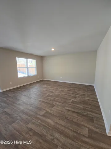 $1,845 | 601 Draymore Drive Northeast, Leland, NC 28451