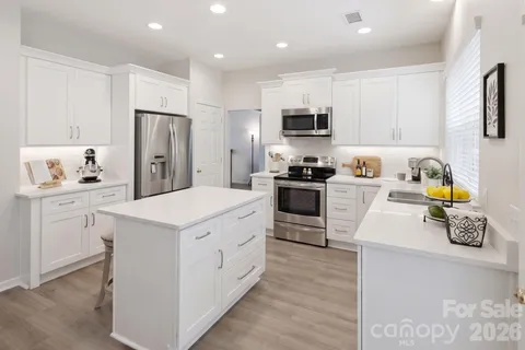 $675,000 | 12044 Humboldt Drive, Charlotte, NC 28277