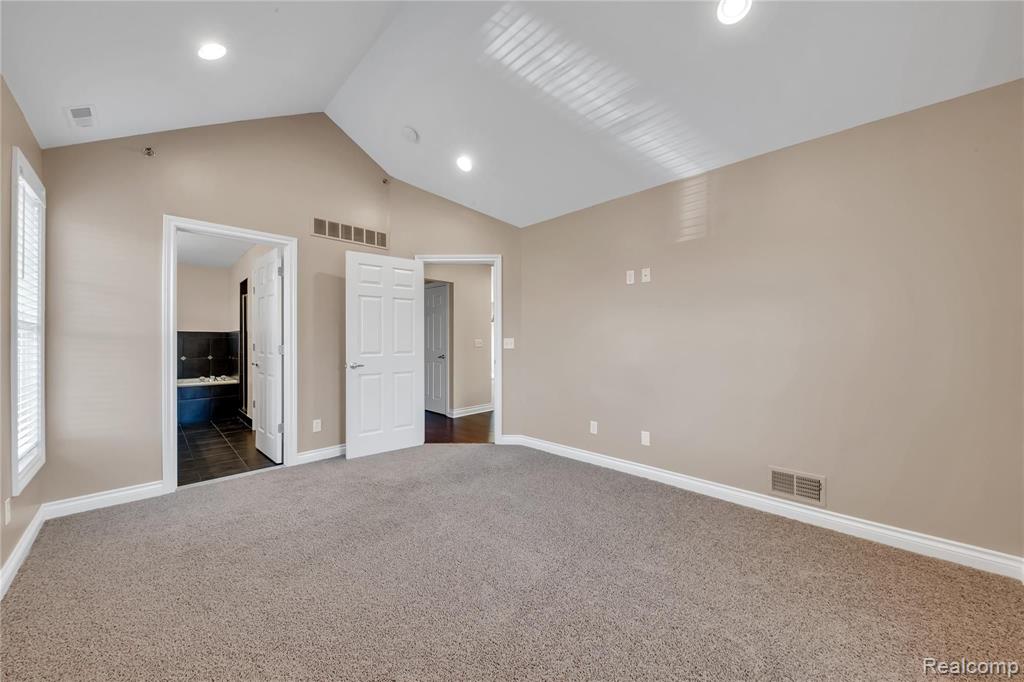 45562 South Stonewood Road, Unit 165 Canton, MI 48187 - Photo 11 of 30