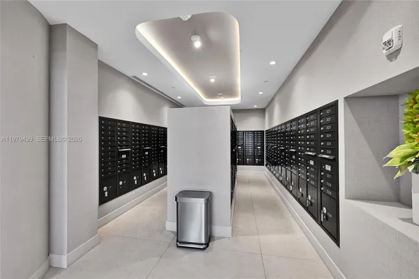 a view of entryway with furniture