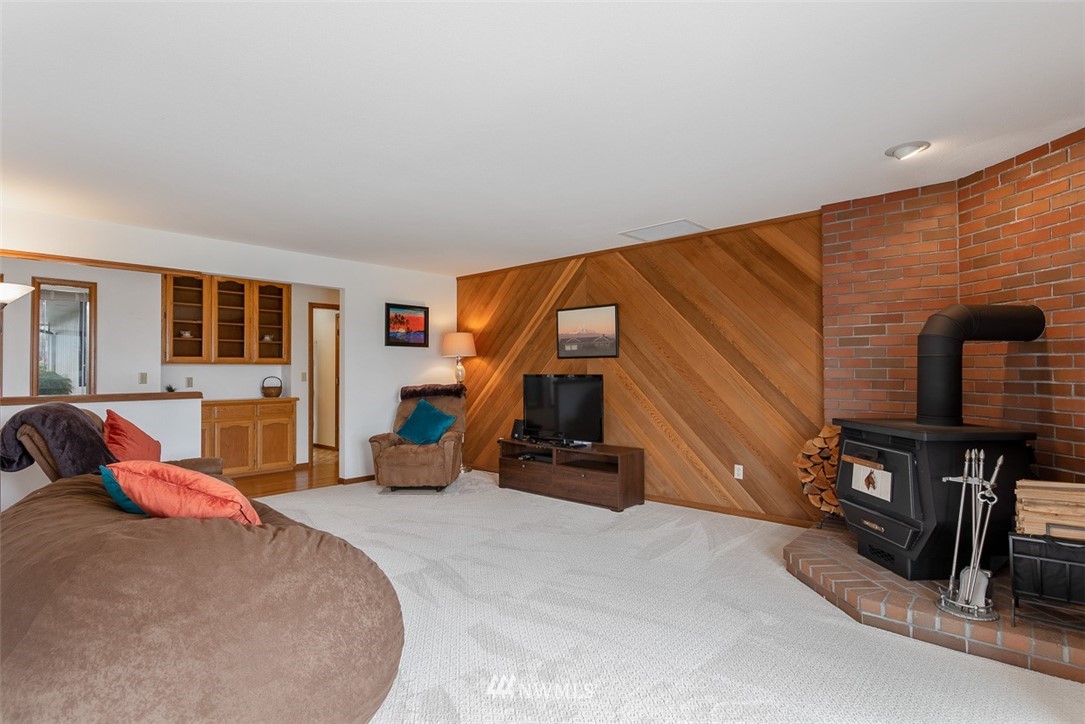 7036 Dahlberg Road Ferndale, WA 98248 - Photo 12 of 25 Gallery Image 12