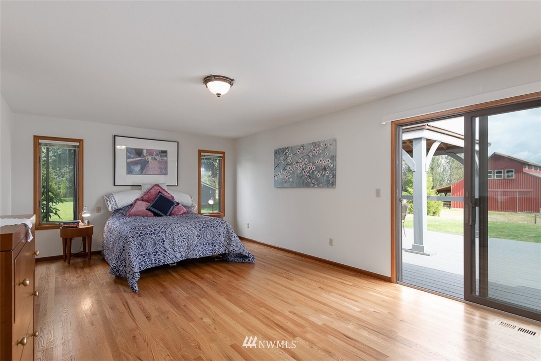 7036 Dahlberg Road Ferndale, WA 98248 - Photo 13 of 25 Gallery Image 13