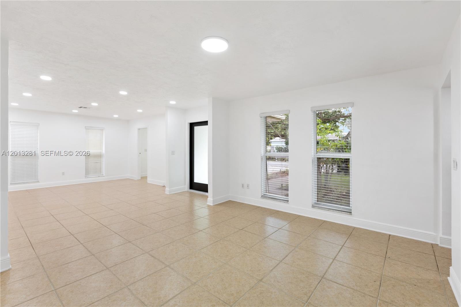 5770 Southwest 55th Street Miami, FL 33155 - Photo 9 of 38