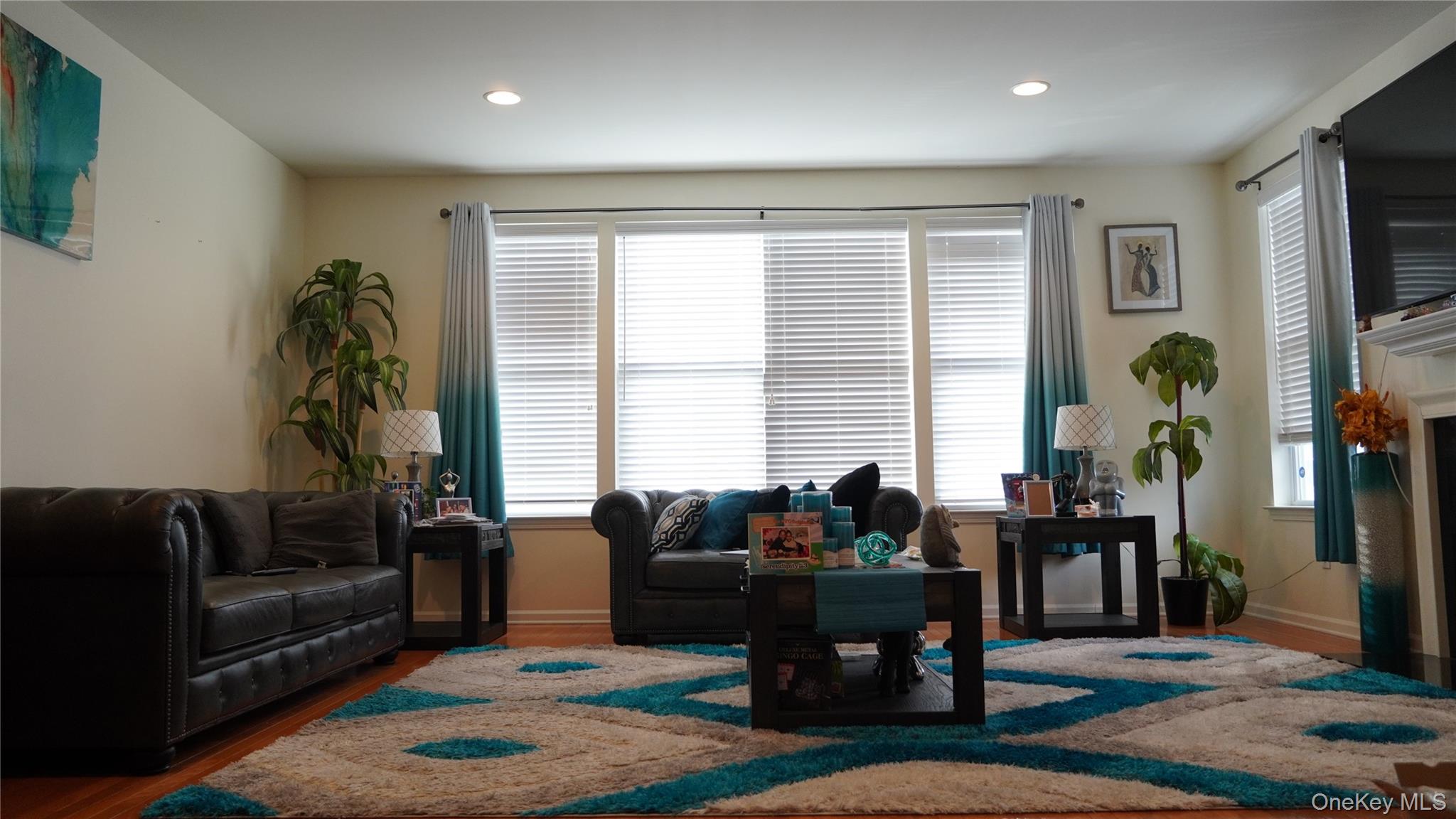 1402 Hawthorn Way New Windsor, NY 12553 - Photo 6 of 25 a living room with furniture and a window