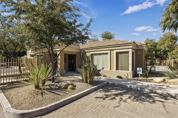 $1,750 | 4848 North 36th Street, Unit 123, Phoenix, AZ 85018