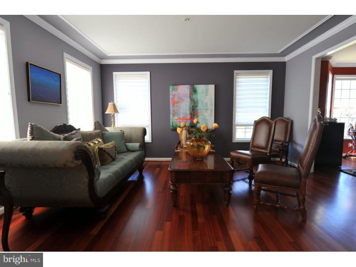 206 Media Line Road Newtown Square, PA 19073 - Photo 3 of 22 Living Room