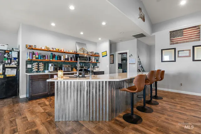 $1,160,000 | 1295 South Dawcamry Lane, Kuna, ID 83634