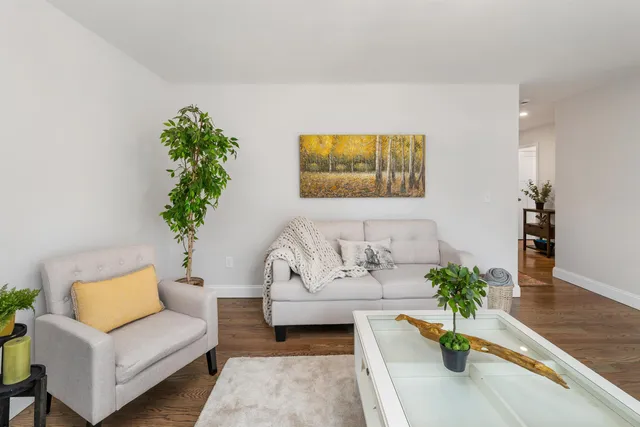 $519,000 | 13 B Mustang Drive, Unit B, Litchfield, NH 03052