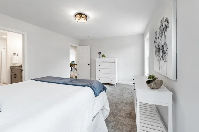 $519,000 | 13 B Mustang Drive, Unit B, Litchfield, NH 03052