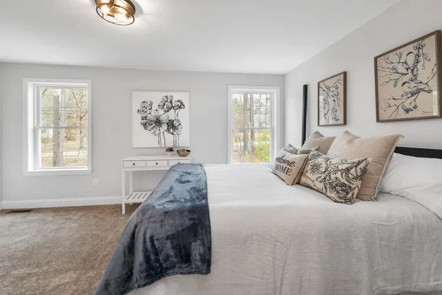 $519,000 | 13 B Mustang Drive, Unit B, Litchfield, NH 03052