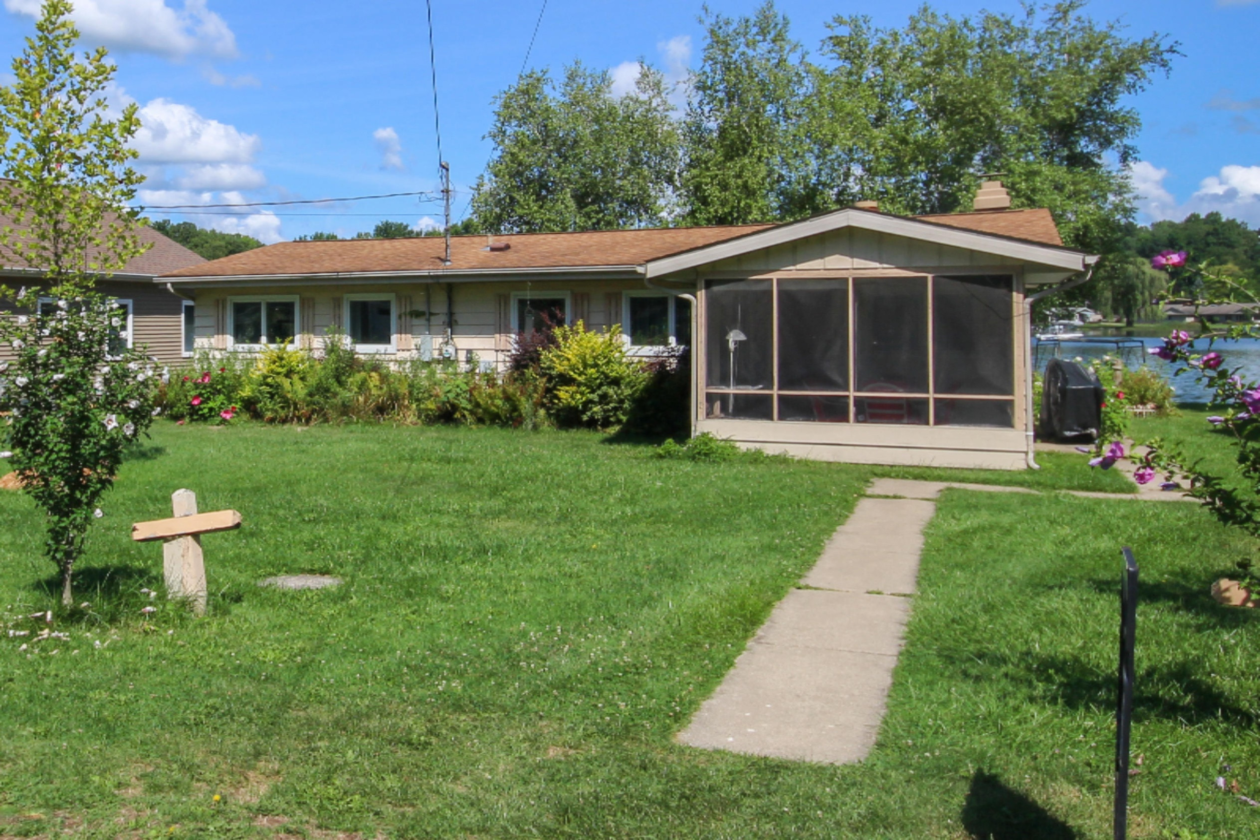 58004 Avery Road Three Rivers, MI 49093 - Photo 1 of 27 IMG_6128
