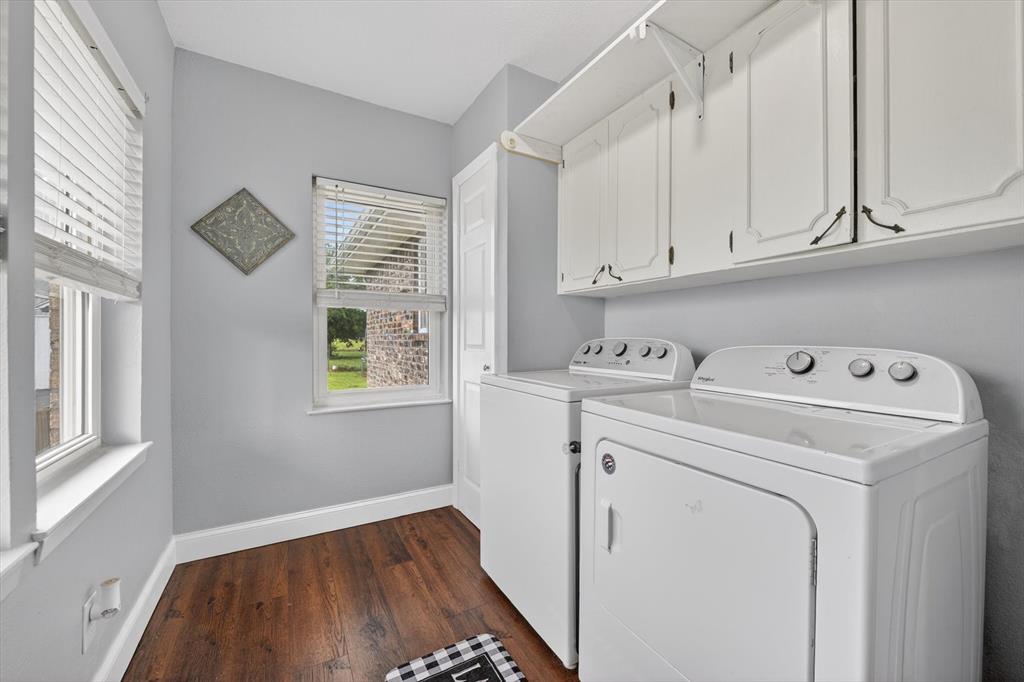 1808 Silver Creek Azle Road Azle, TX 76020 - Photo 15 of 32 a utility room with dryer and washer
