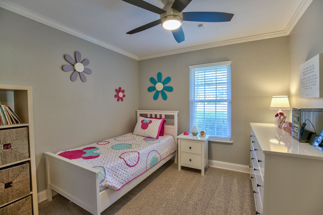 2201 Eastgate Way Tallahassee, FL 32308 - Photo 3 of 36