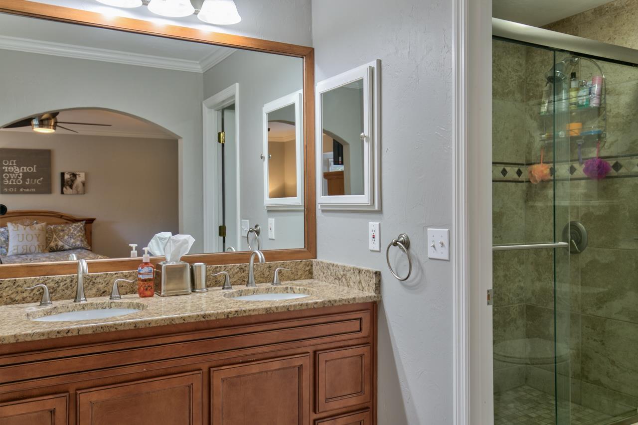 2201 Eastgate Way Tallahassee, FL 32308 - Photo 9 of 36