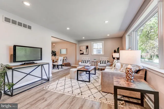 $575,000 | 2411 Clydesdale Road, Finksburg, MD 21048