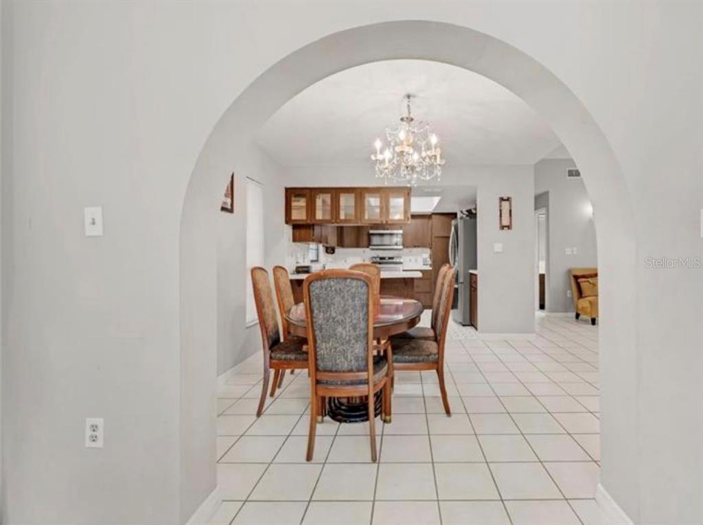 4308 Allen Road Fruitland Park, FL 34731 - Photo 9 of 33 a view of a dining room with furniture