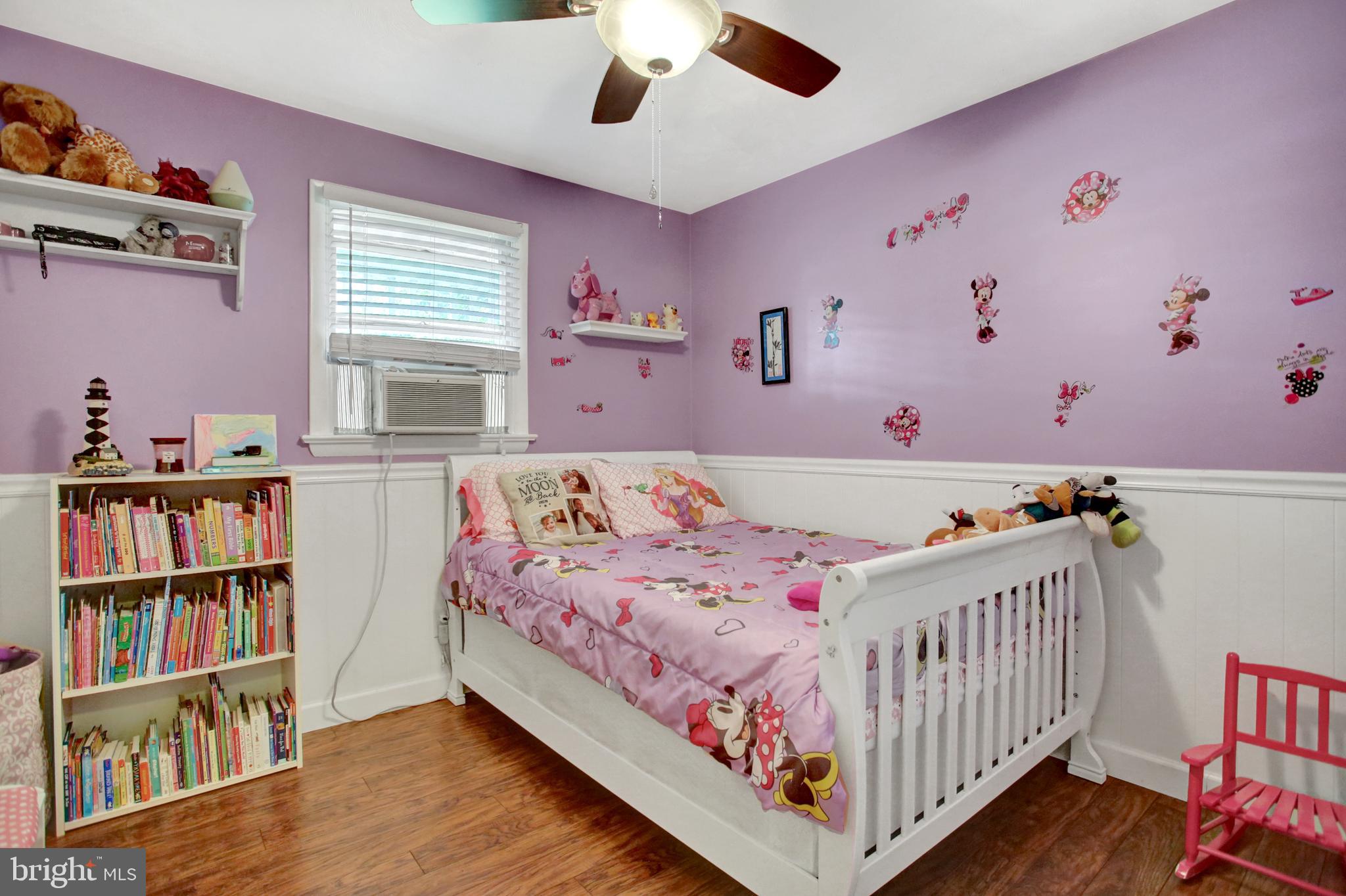 687 Amosite Road Elizabethtown, PA 17022 - Photo 14 of 29 Bedroom 3 w/ wainscoting