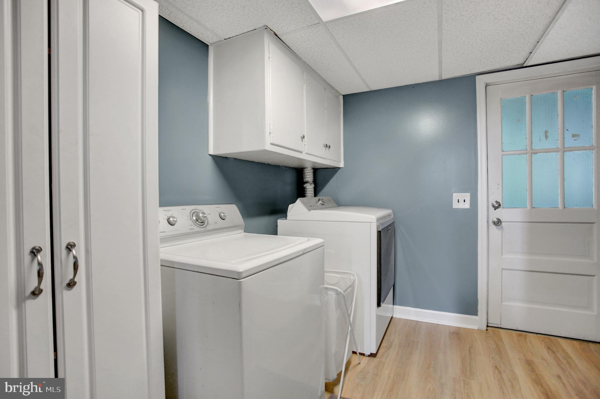 687 Amosite Road Elizabethtown, PA 17022 - Photo 20 of 29 Laundry - Combined with LL full bath