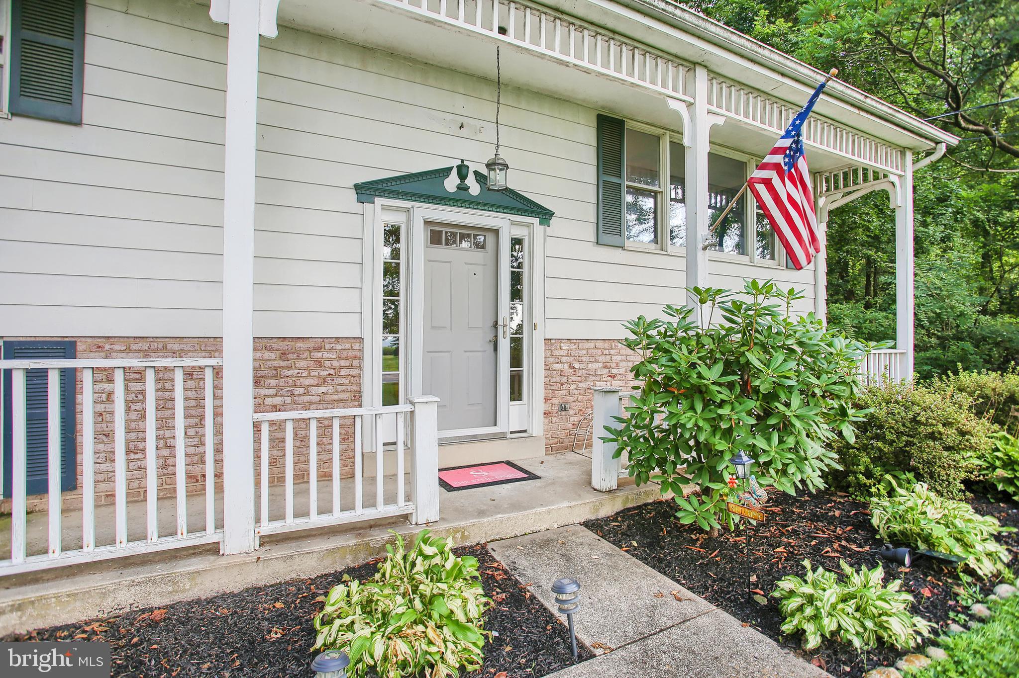 687 Amosite Road Elizabethtown, PA 17022 - Photo 24 of 29 Front of home