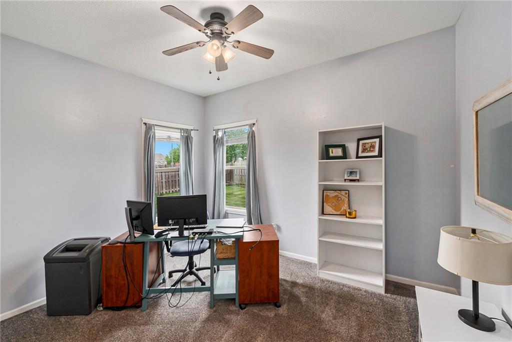 16019 Cedar Street Basehor, KS 66007 - Photo 14 of 33