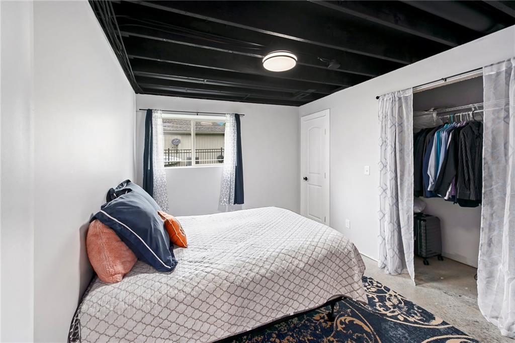 16019 Cedar Street Basehor, KS 66007 - Photo 18 of 33